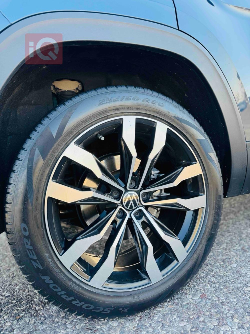Volkswagen Atlas Cross Sport